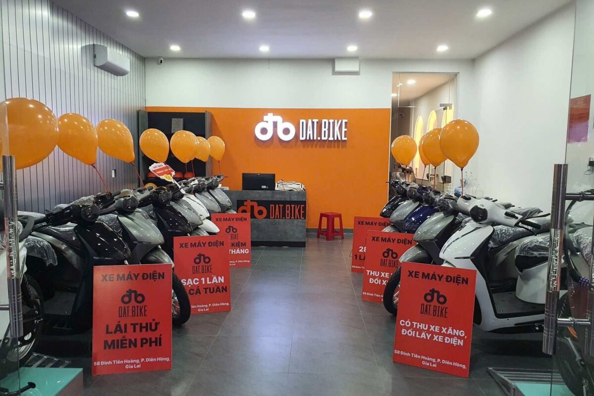 Ngày đẹp mua xe máy